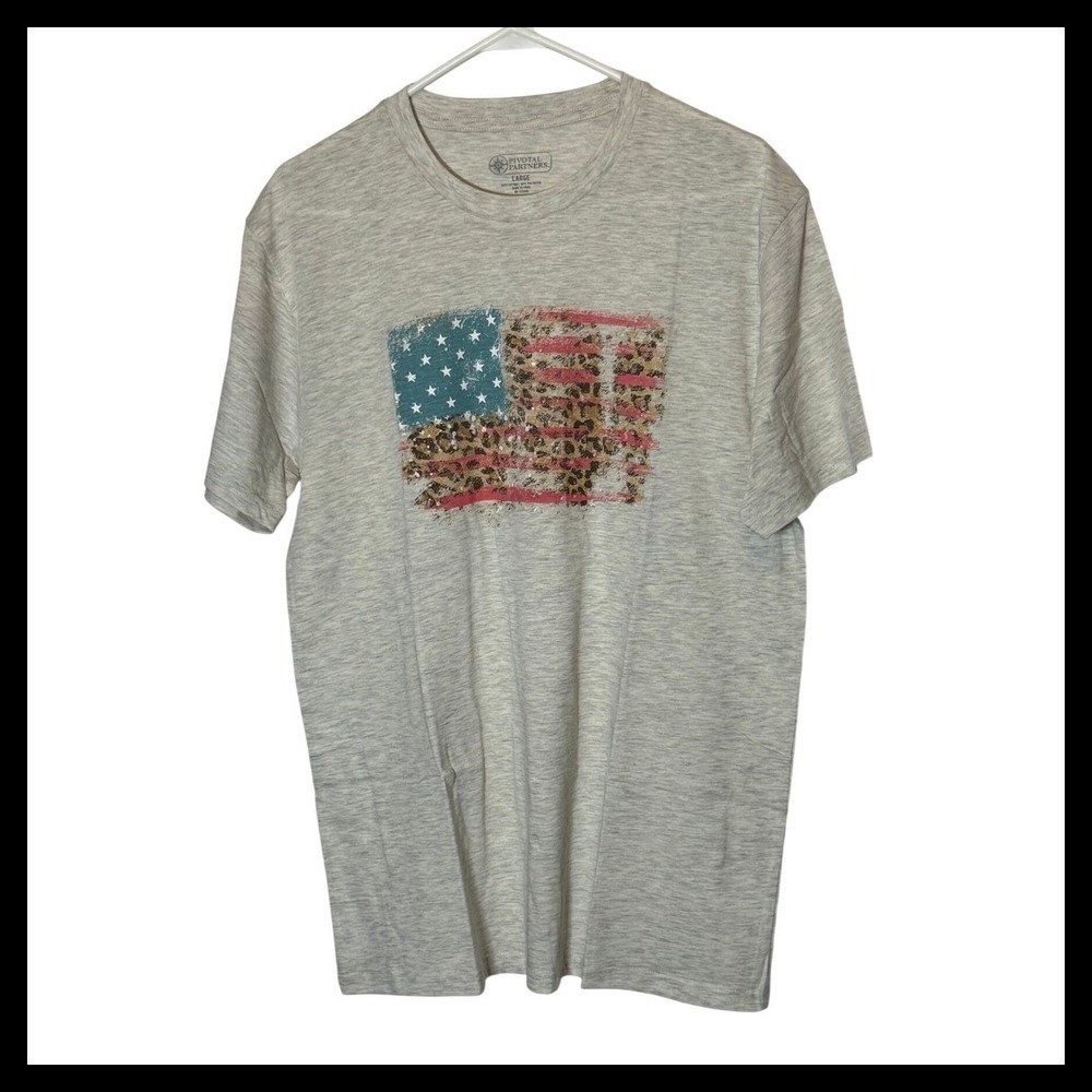 NWOT Pivotal Partners Mens Gray‎ Leopard Print American Flag Graphic T-Shirt LG